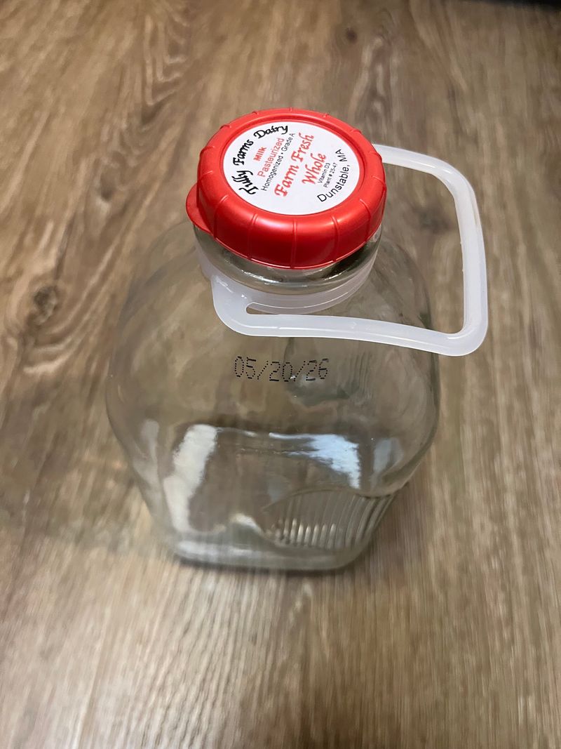 Milk in Glass, No Plastic in Sight