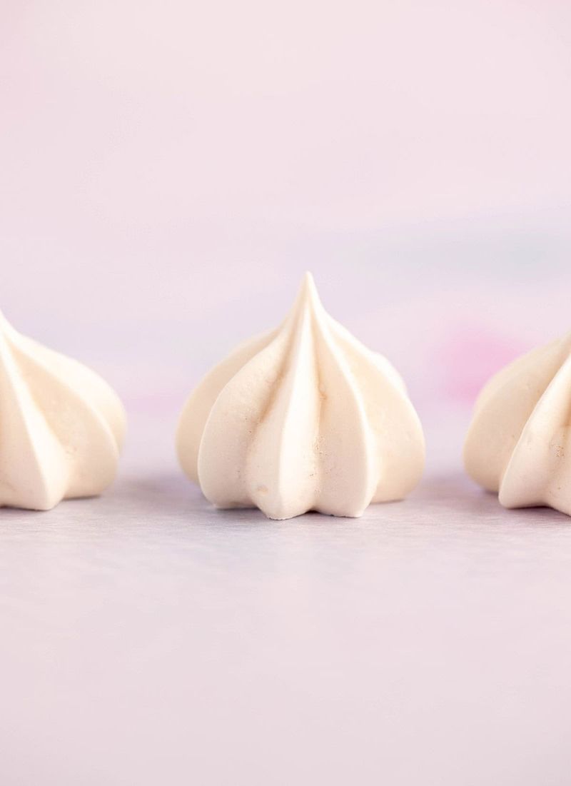 Classic Vanilla Meringue Kisses