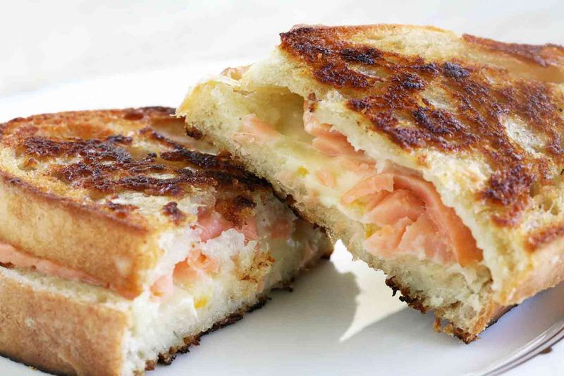 Alaska – Smoked Salmon and Cheddar Grilled Cheese