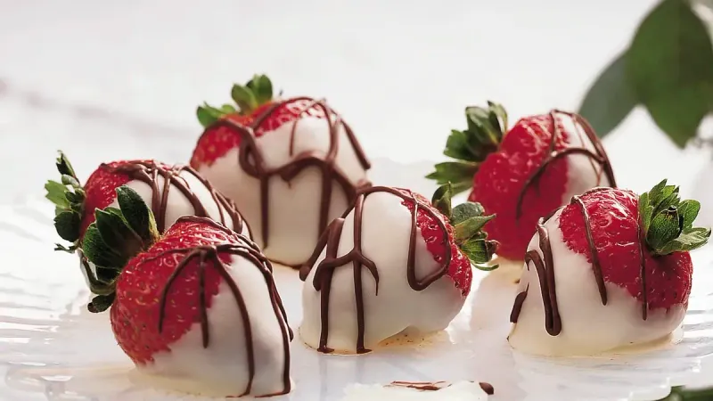 White chocolate dipped strawberries