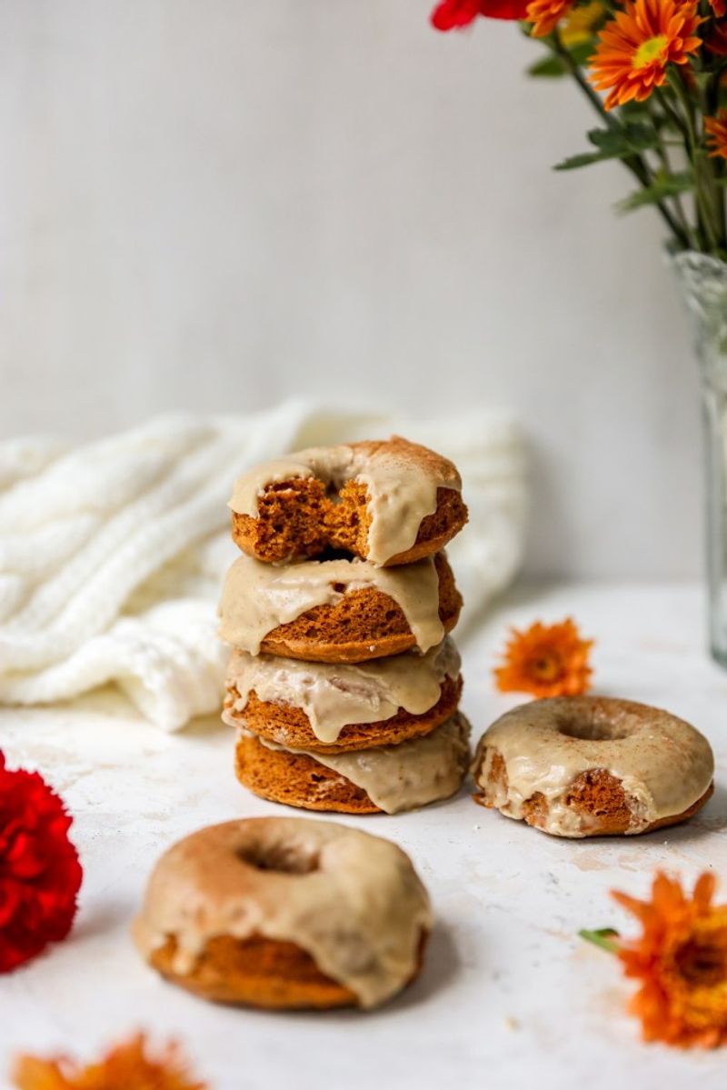 Pumpkin Spice Donuts