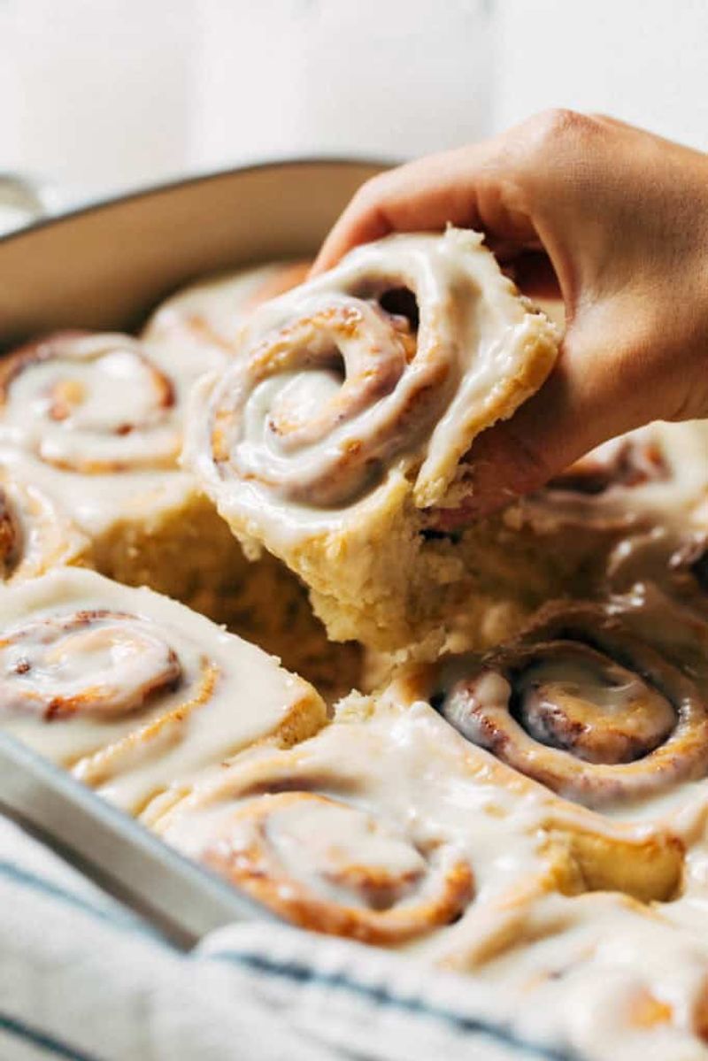 Cinnabon Cinnamon Rolls