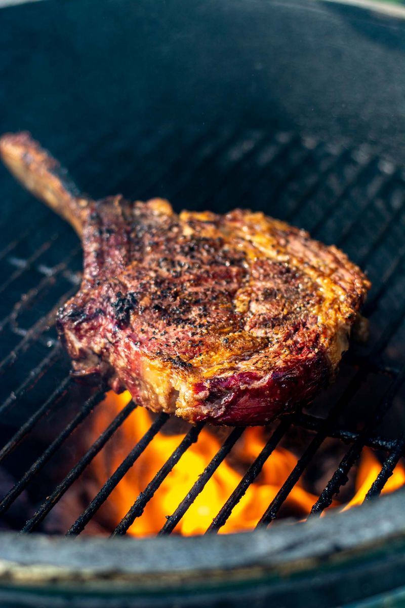 Wyoming – Steaks (Cowboy-Cut Ribeyes)