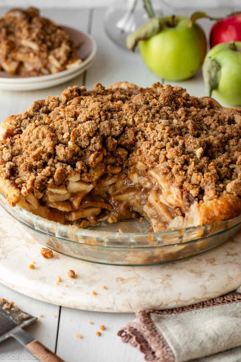 Dutch Apple Crumb Pie