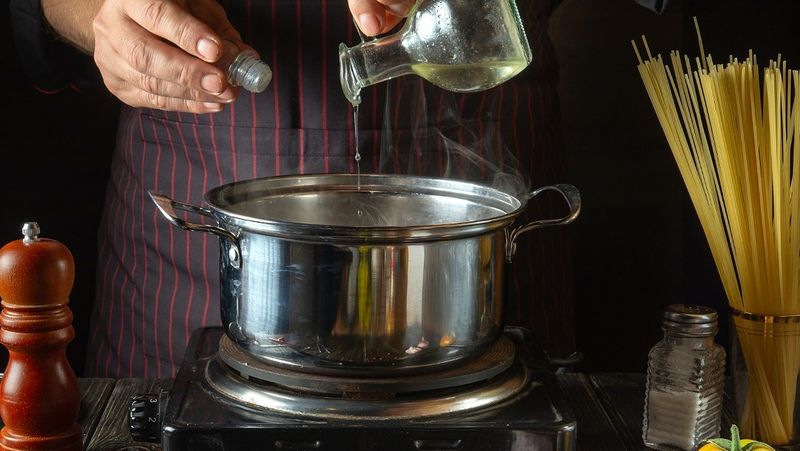Adding Oil to the Pasta Water