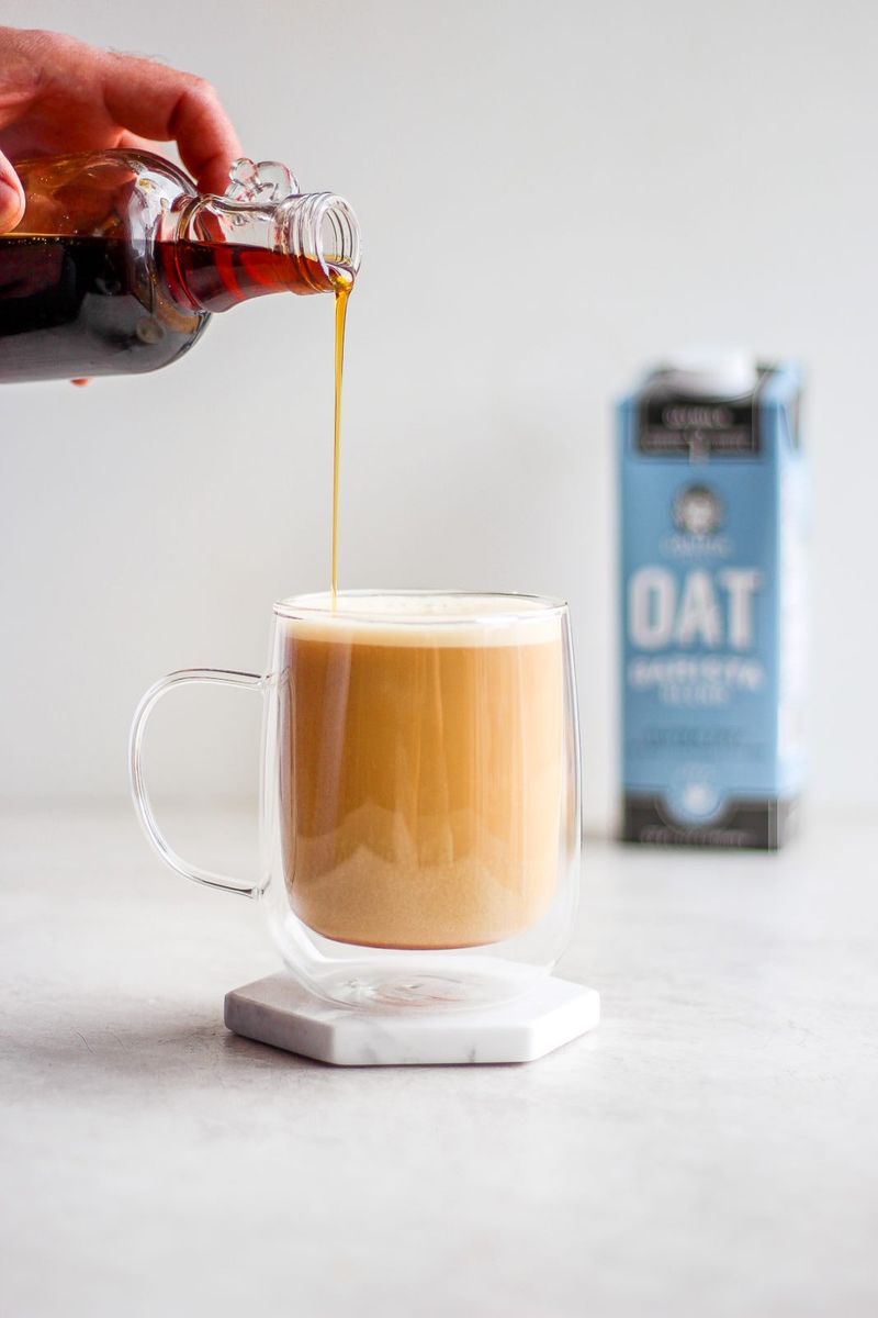 Hot oat milk with maple