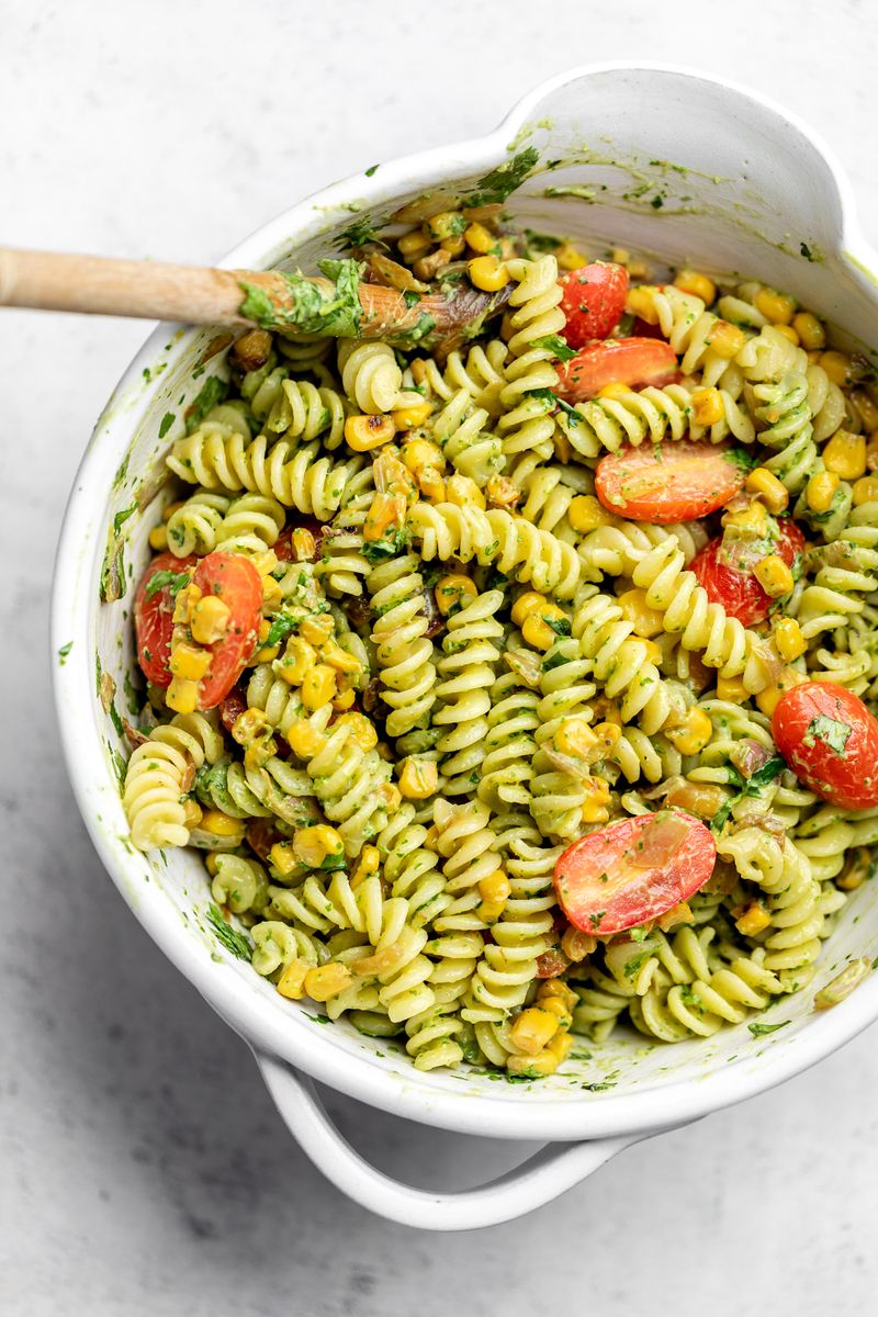 Creamy avocado pasta salad