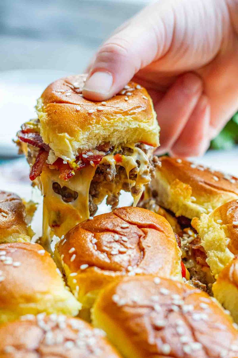 Bacon Cheeseburger Sliders