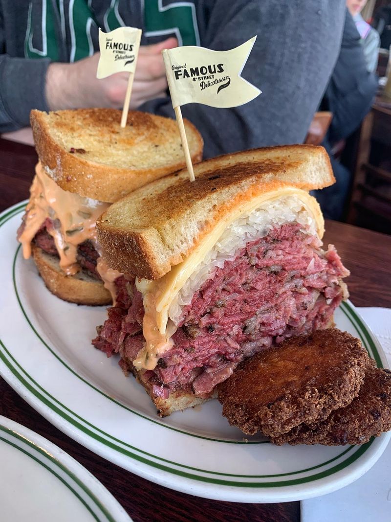 Pennsylvania — Famous 4th Street Delicatessen (Philadelphia)