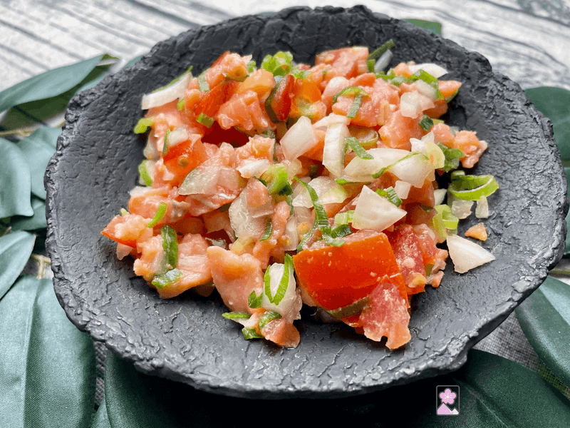 Lomi lomi salmon