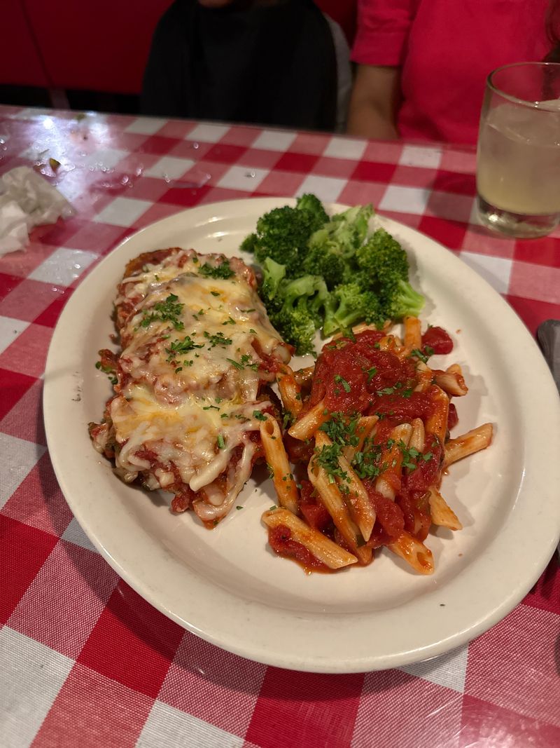 Oklahoma: Vito's Ristorante - Lasagna Bolognese