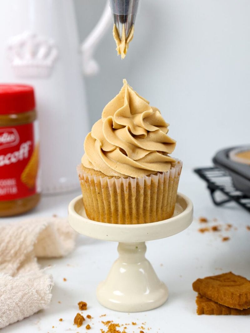 Biscoff cookie butter frosting