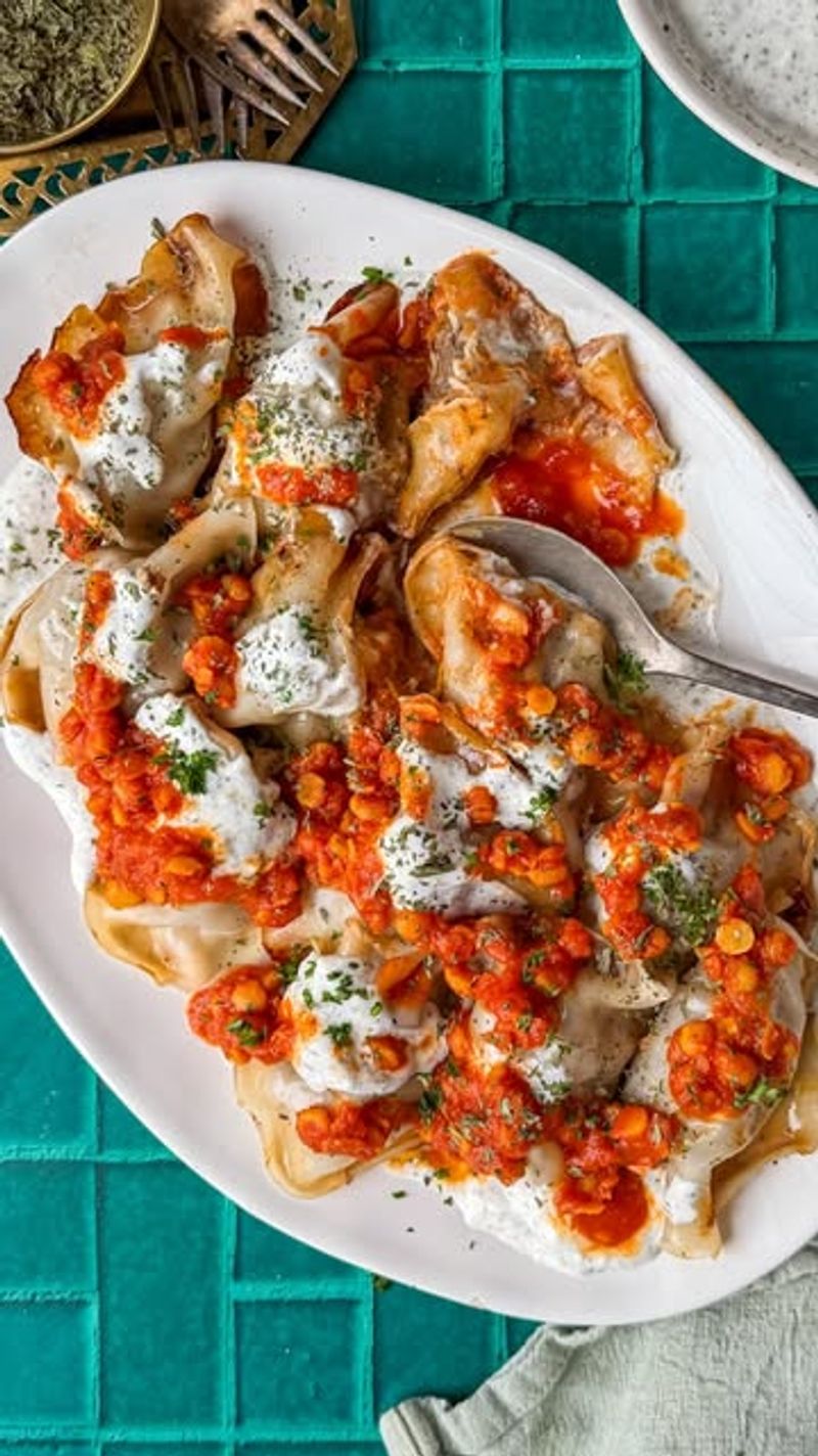 Mantoo (Afghan Steamed Noodle Dumplings)