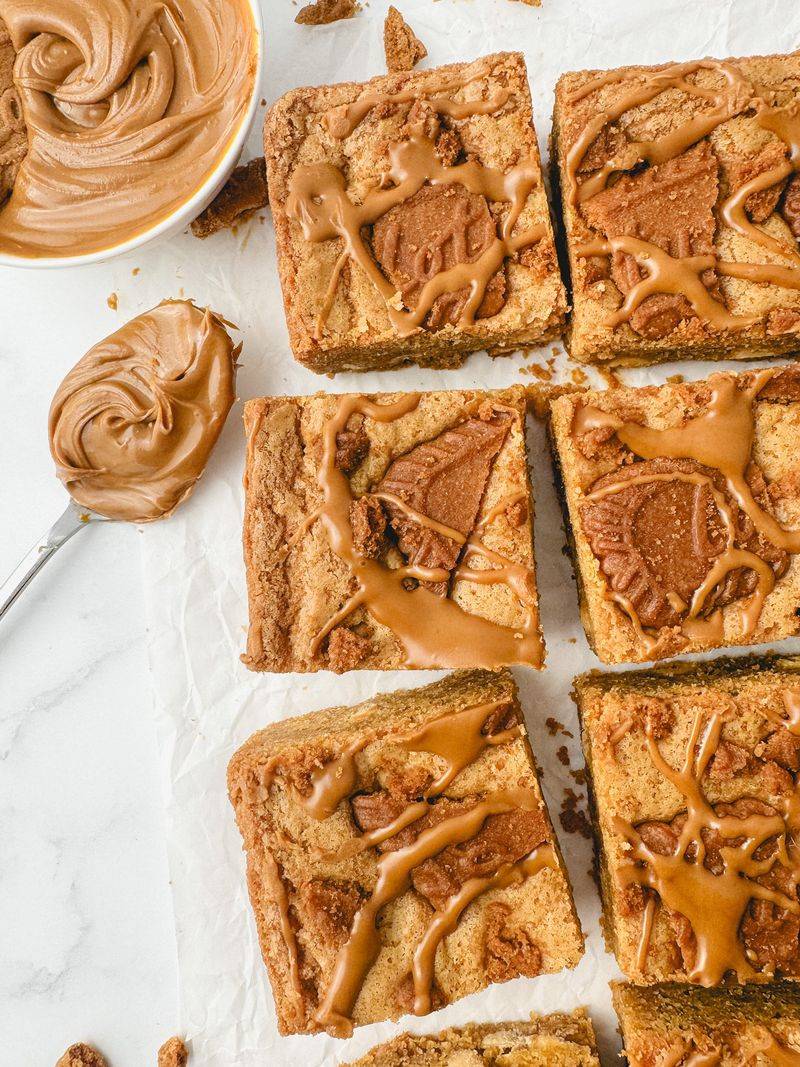 Biscoff blondies