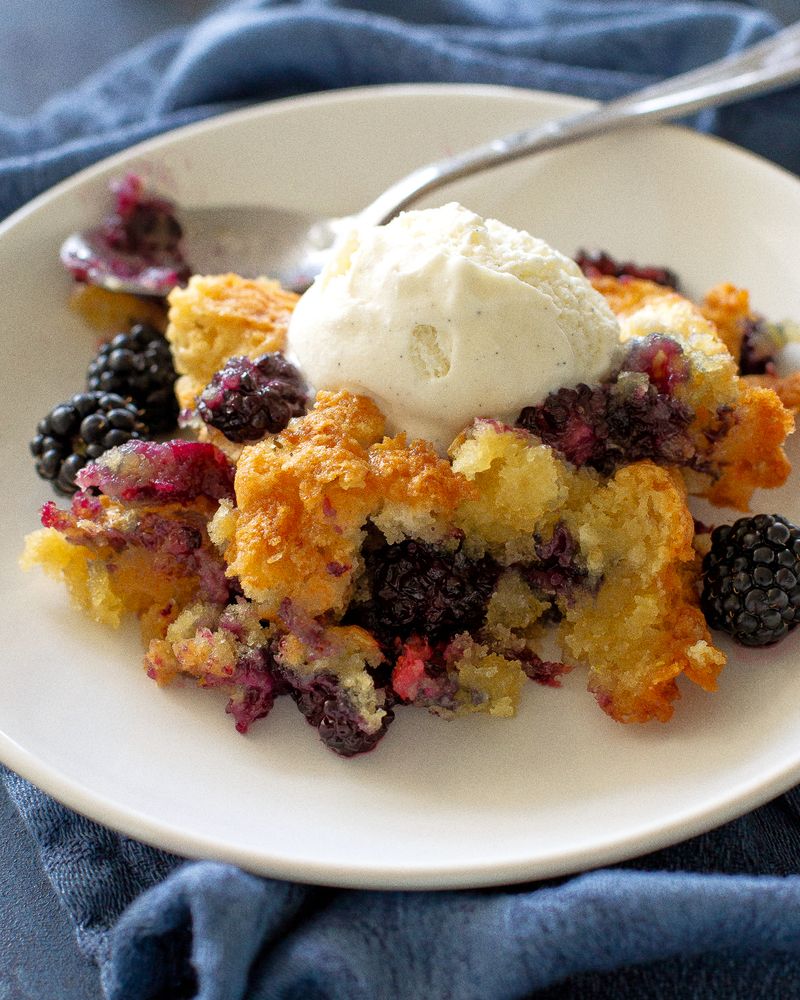 Fruit cobbler with vanilla ice cream