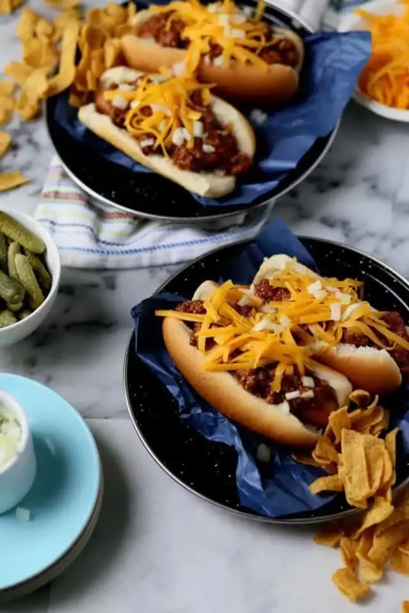 The chili-cheese dog (NYC comfort version)