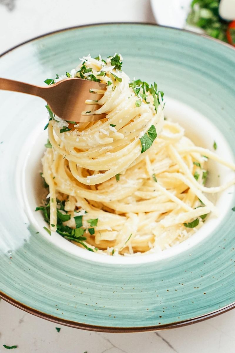 Garlic Butter Parmesan Spaghetti