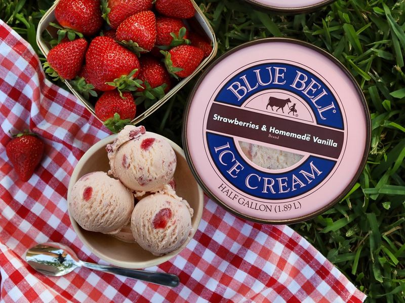 Strawberries & Homemade Vanilla