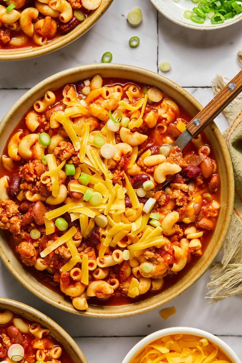 Meatless Chili Mac