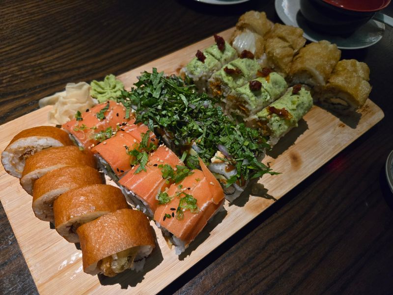 Kansas: Blue Sushi Sake Grill