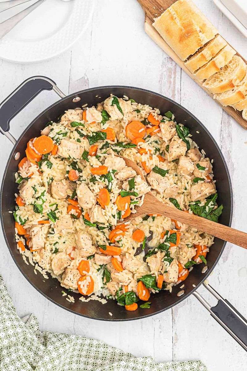 Alfredo chicken and rice skillet