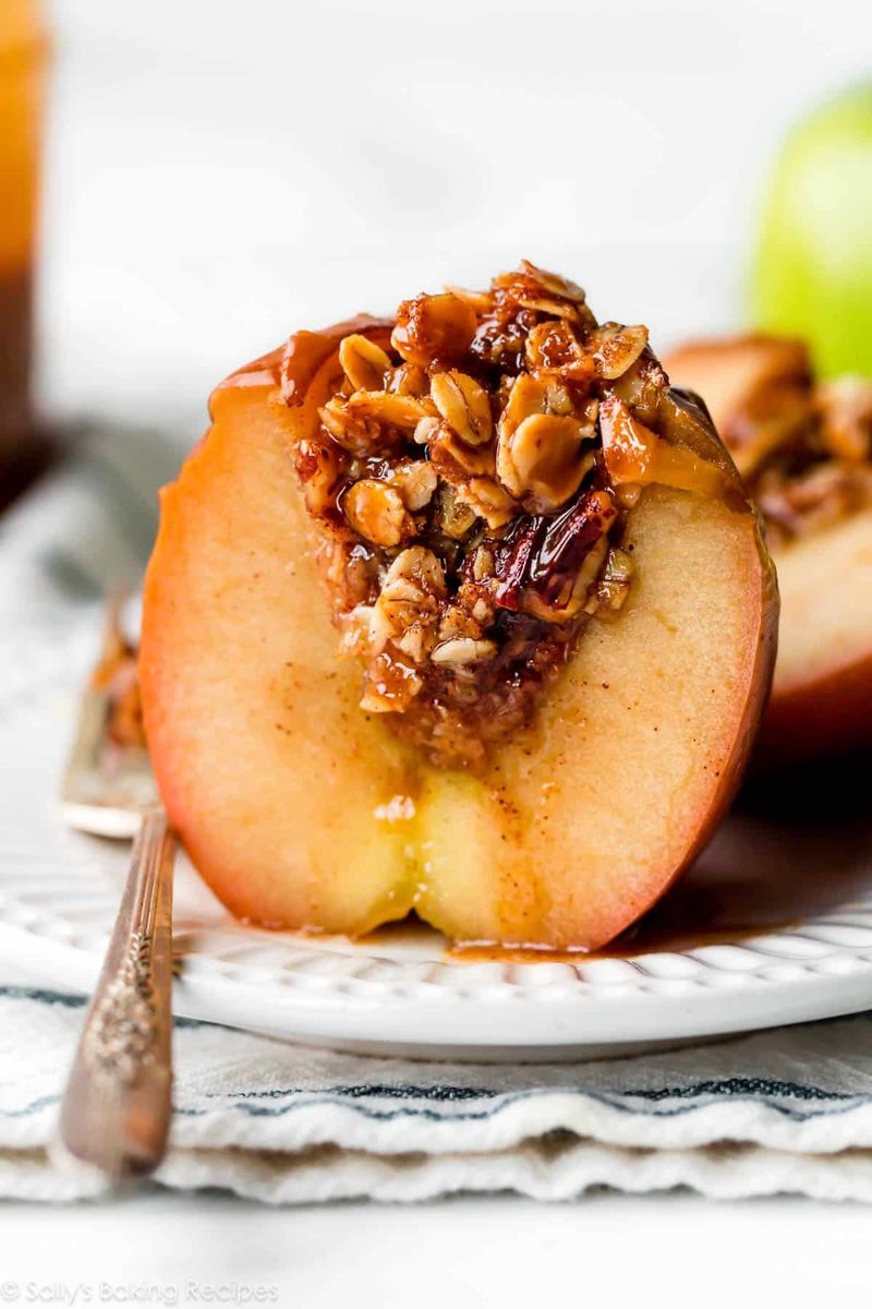 Baked apples with cinnamon and caramel drizzle