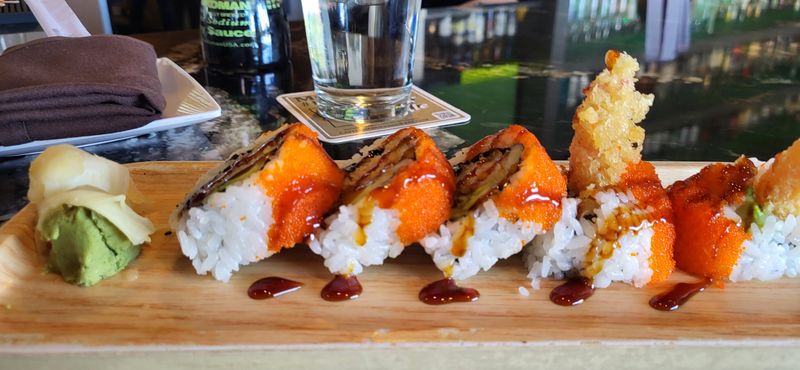 Minnesota: Wakame Sushi & Asian Bistro