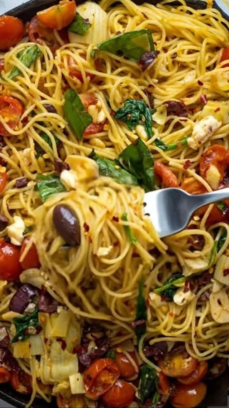 Fettuccine Primavera with Artichoke Hearts and Olives
