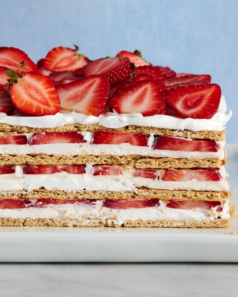 No-Bake Strawberry Icebox Cake