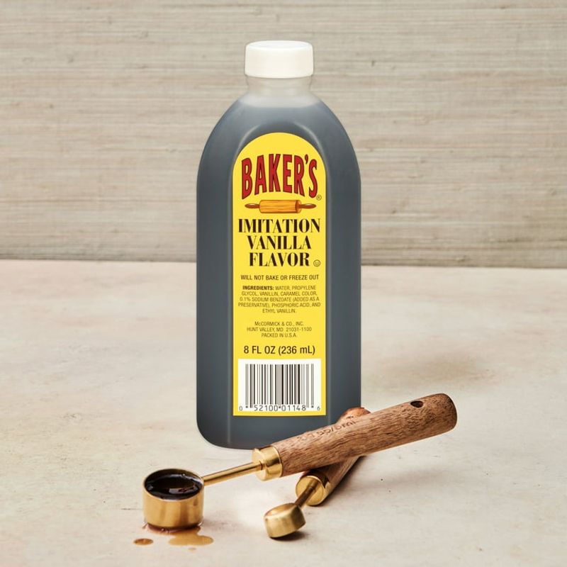 Imitation vanilla (vanilla flavoring)