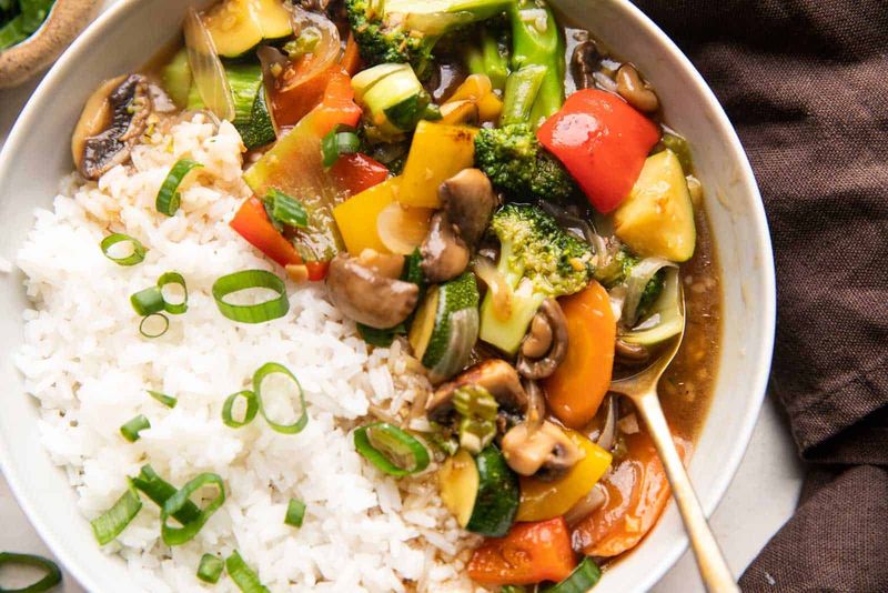 Simple Veggie Stir-Fry With Rice