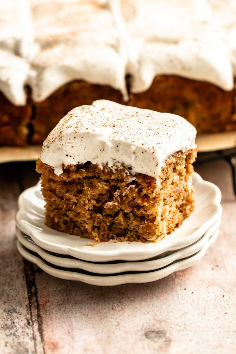 Applesauce Spice Cake