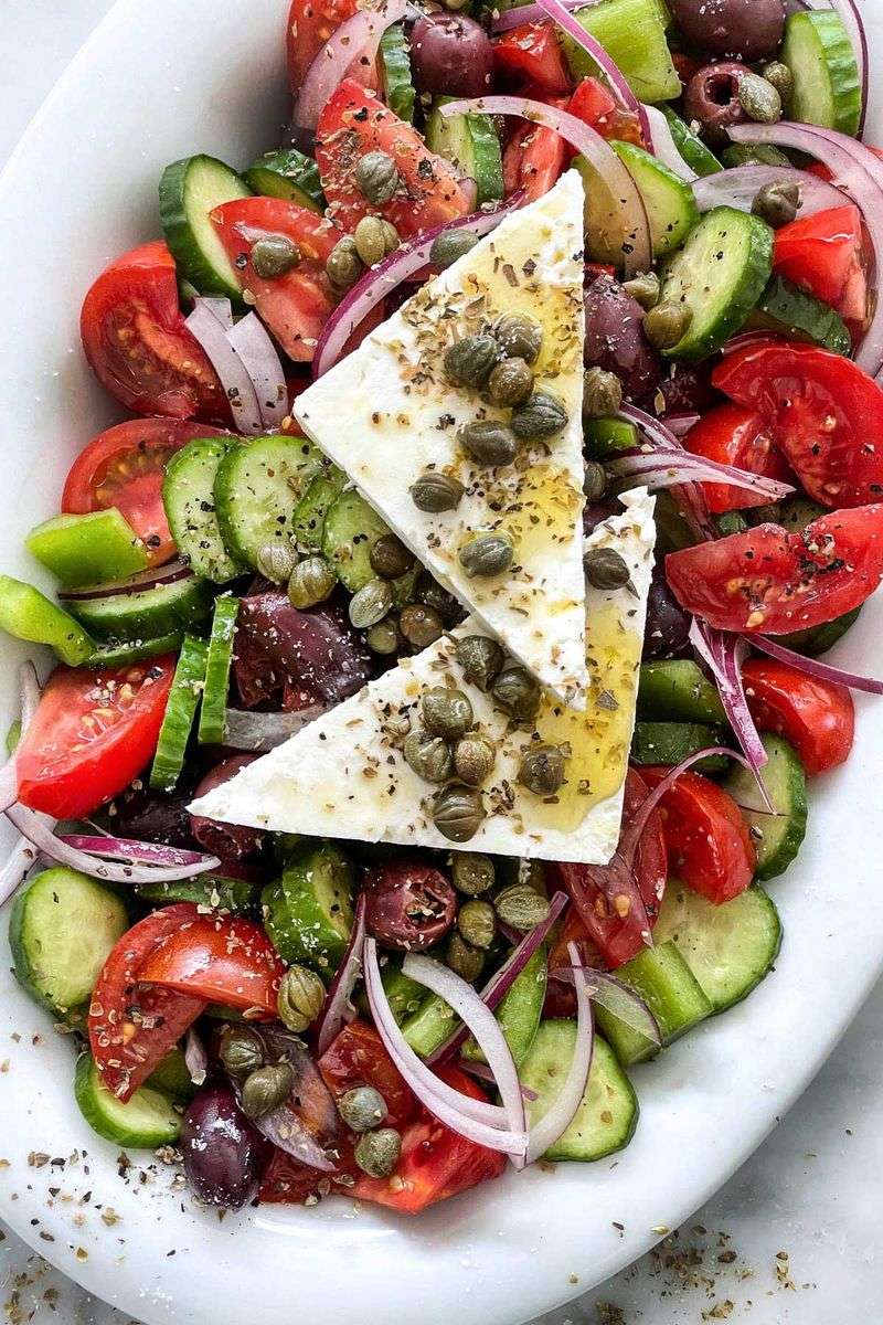 Choriatiki Salata (Greek Salad)