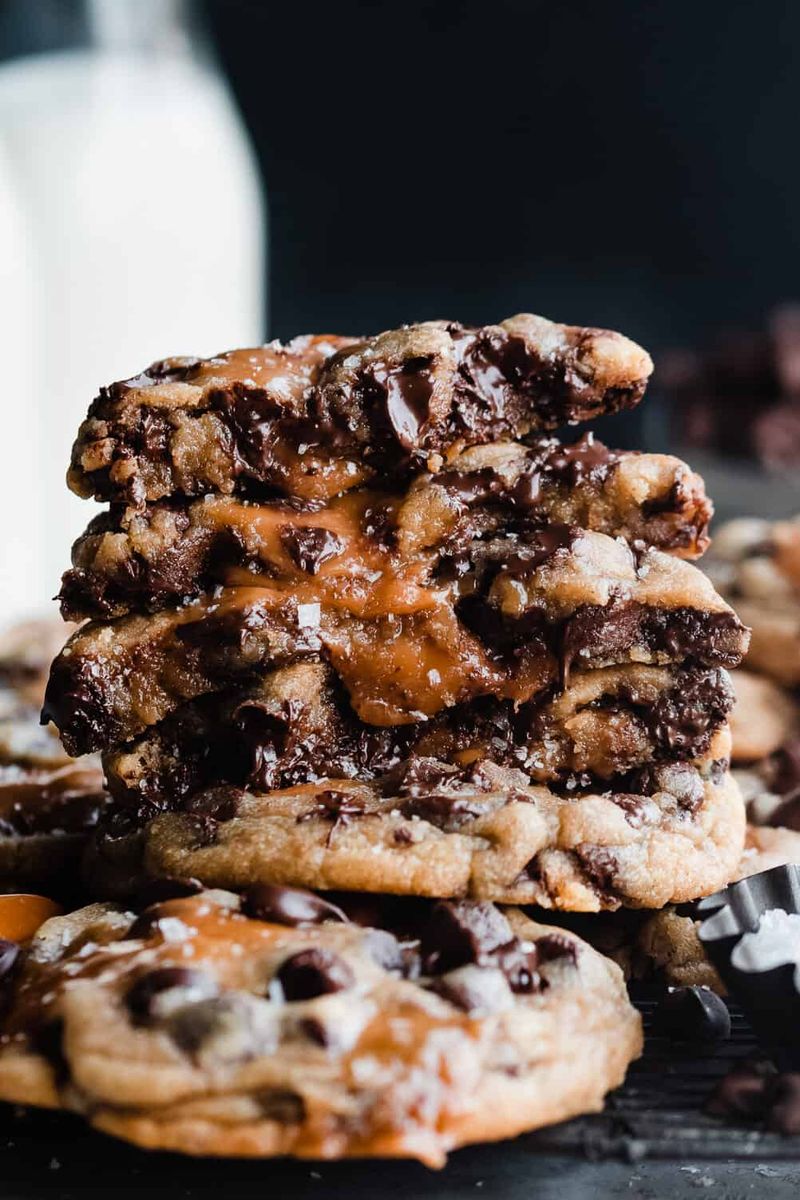 Caramel-stuffed chocolate chip cookies