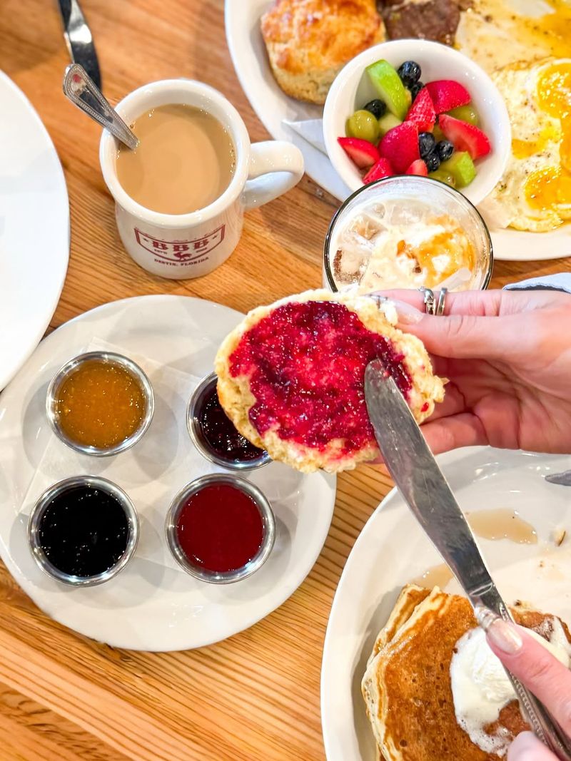 Arkansas: Bacon and Cheese Grits