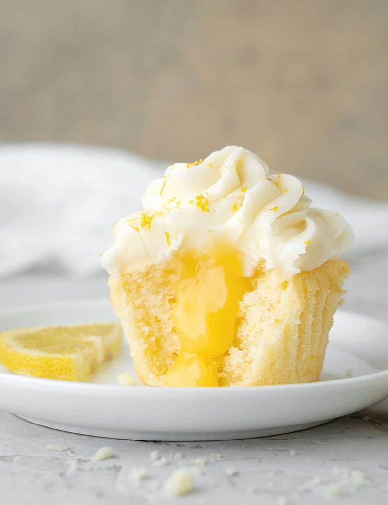 Lemon Curd Cupcakes
