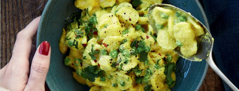 Creamy Turmeric Pasta Sauce