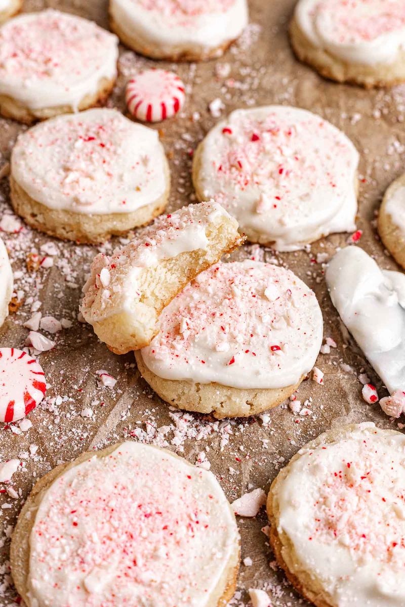 Soft peppermint meltaway cookies