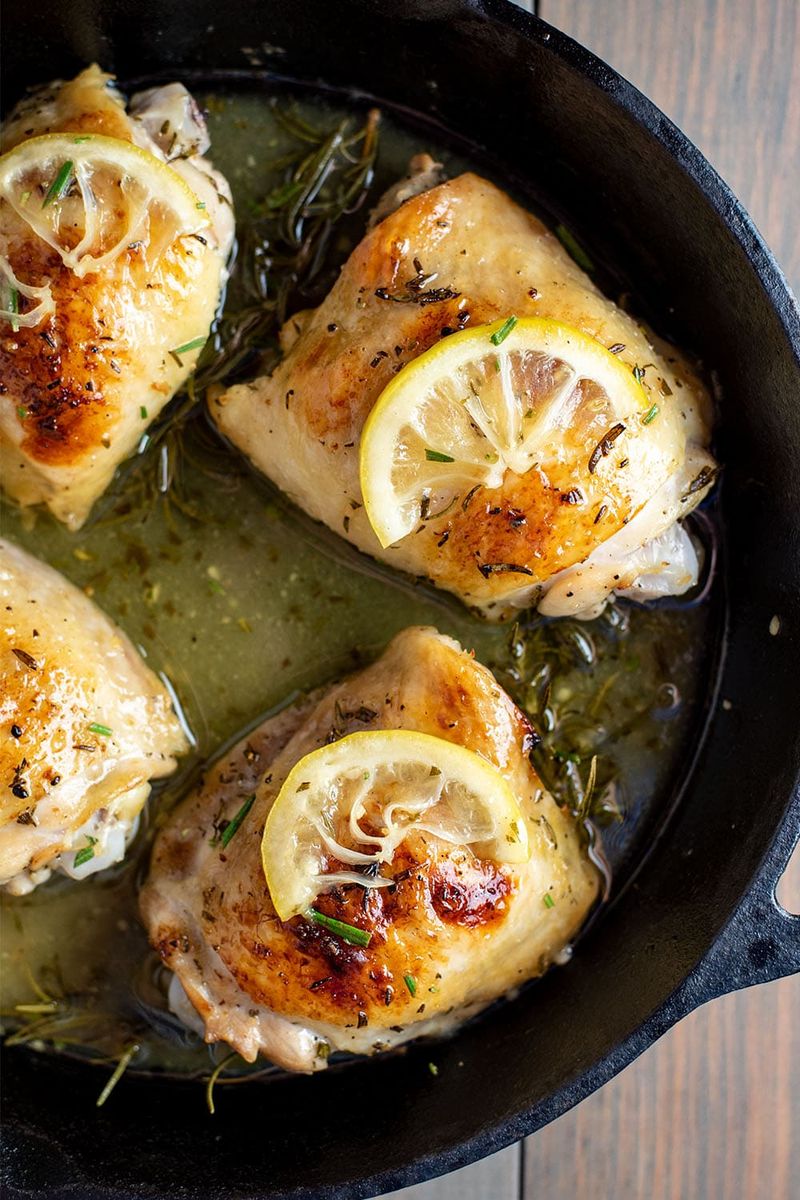 Skillet Lemon and Thyme Chicken