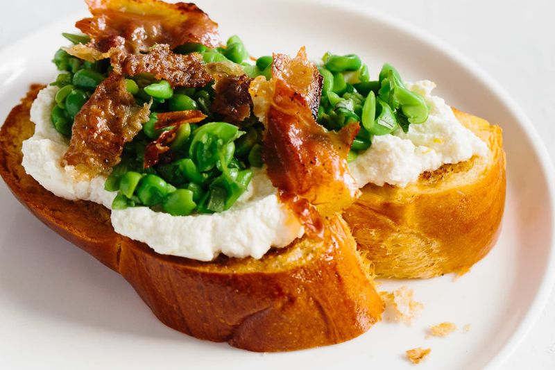 Pea And Ricotta Toast