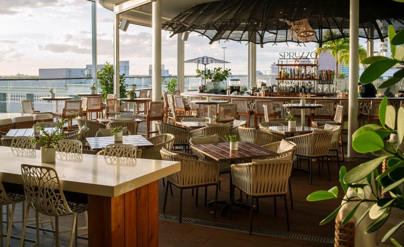 Grease Burger Bar Roof Patio