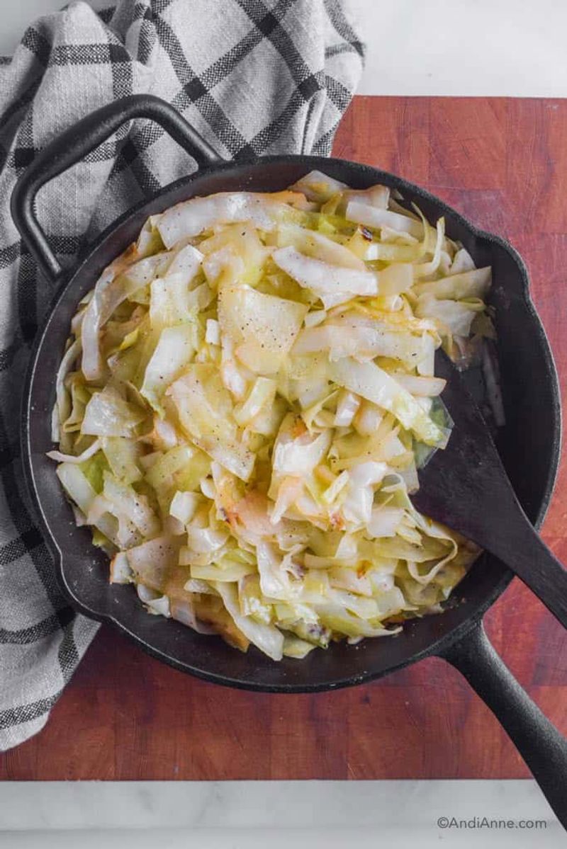 Pan-Roasted Turnips And Cabbage With Garlic