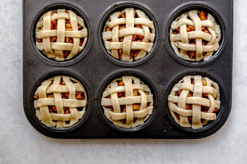 Classic Mini Apple Pies