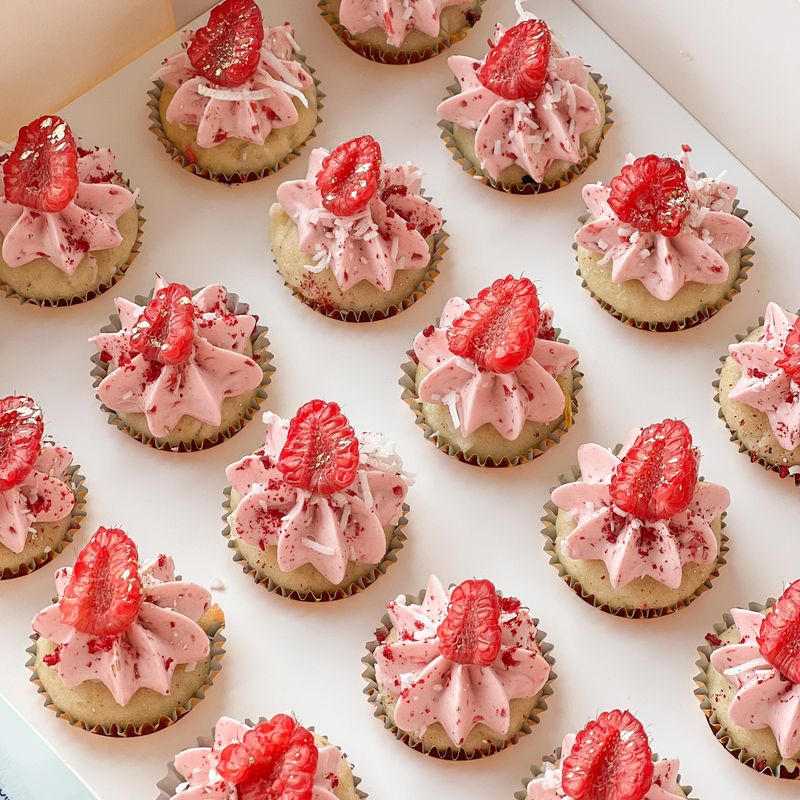 Rosegold Cupcake Studio