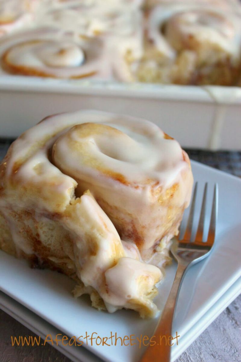 Make-Ahead Cinnamon Rolls