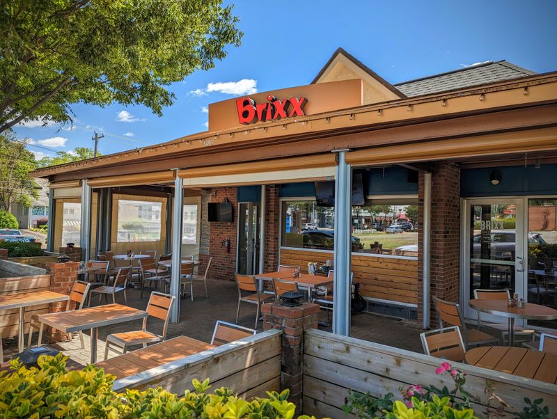 North Carolina: Brixx Wood Fired Pizza, Charlotte