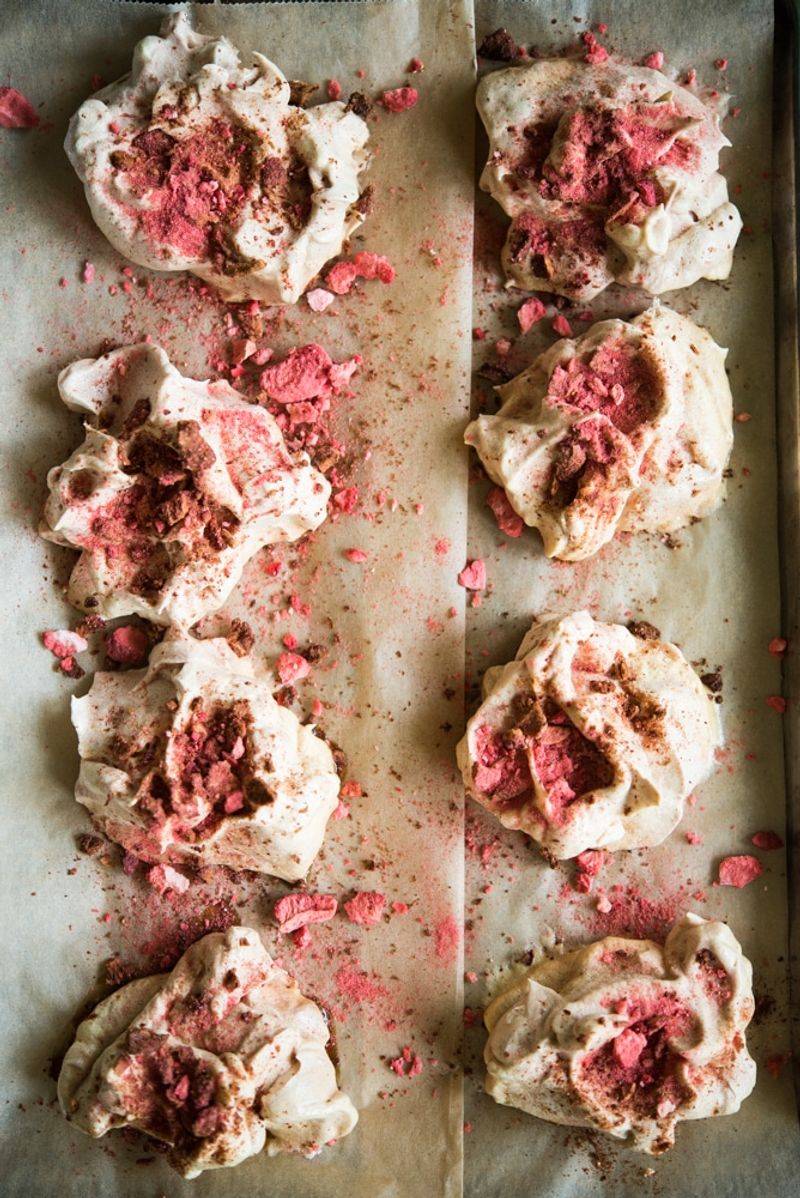 Strawberry Meringues