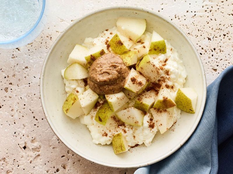 Pears with Cottage Cheese