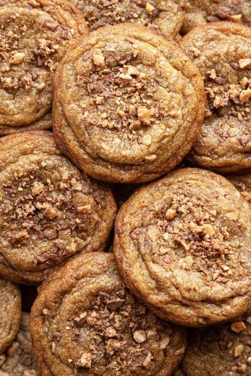 Brown butter toffee cookies