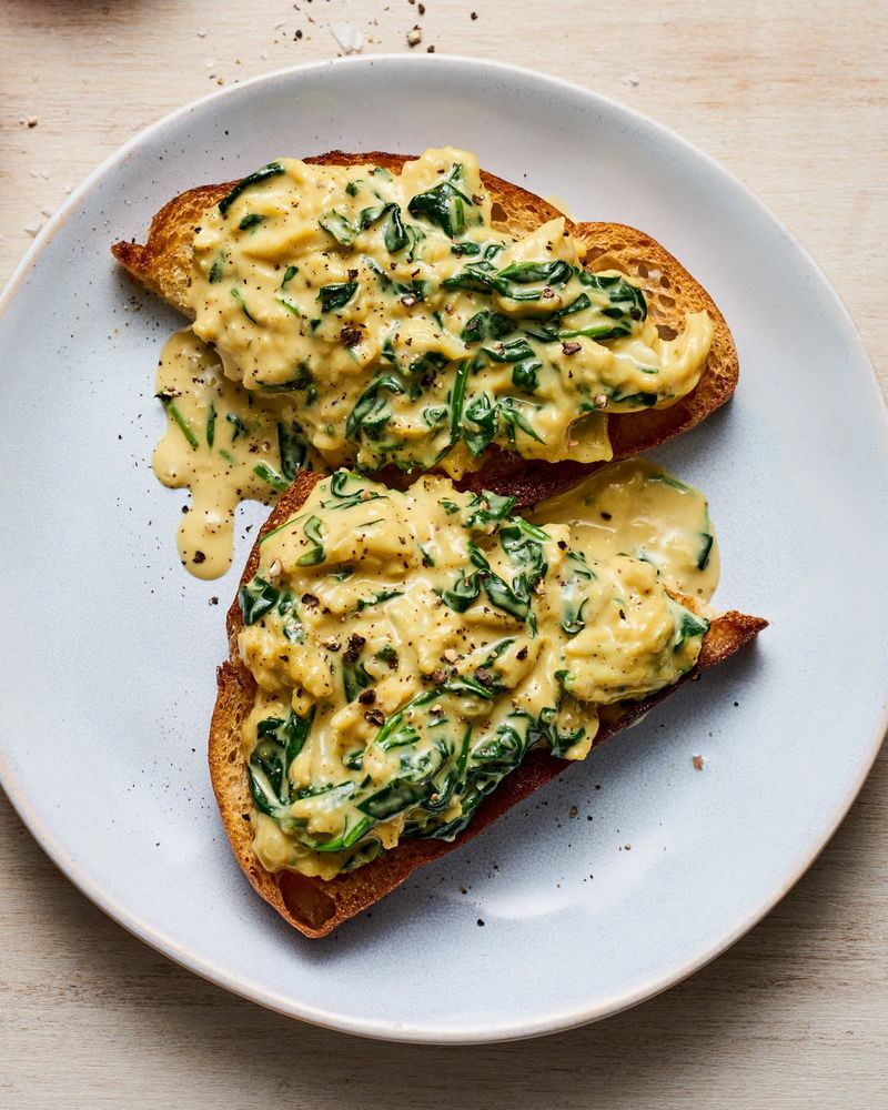 Sunny Scrambled Eggs With Spinach